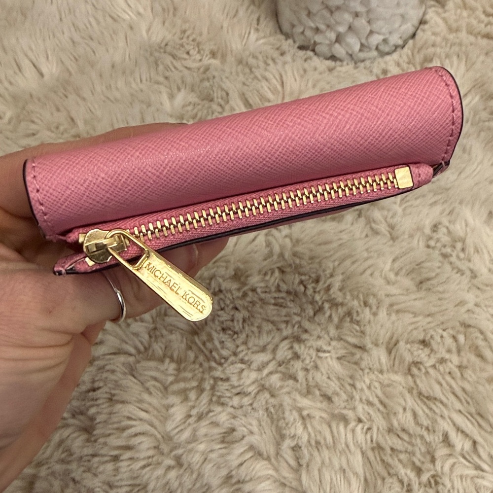 ✨Michael Kors Pink Pebbled Leather Bifold Wallet✨ - Picture 6 of 13